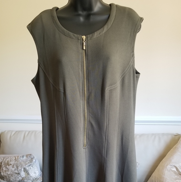 roz&ALI Olive Green Dress - Picture 2 of 14